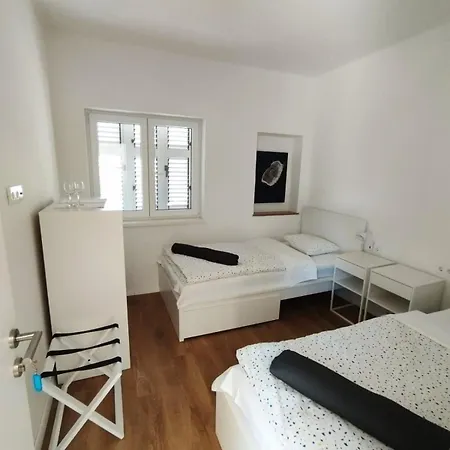 Casa de hóspedes Sobe Tramontana 3*