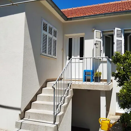 Casa de hóspedes Sobe Tramontana