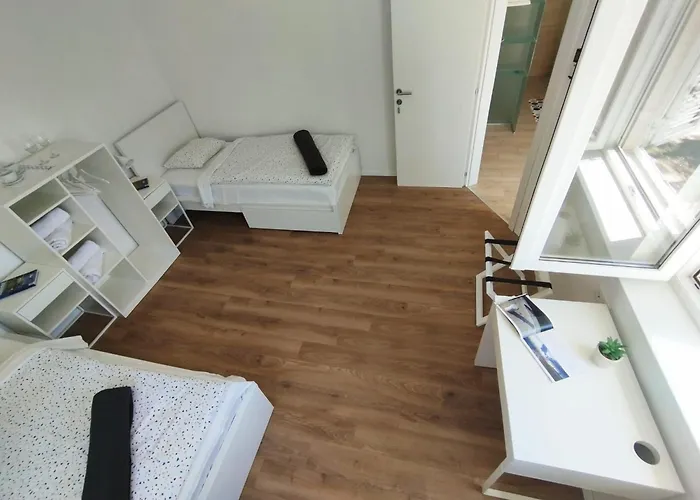 Гостевой дом Sobe Tramontana Муртер